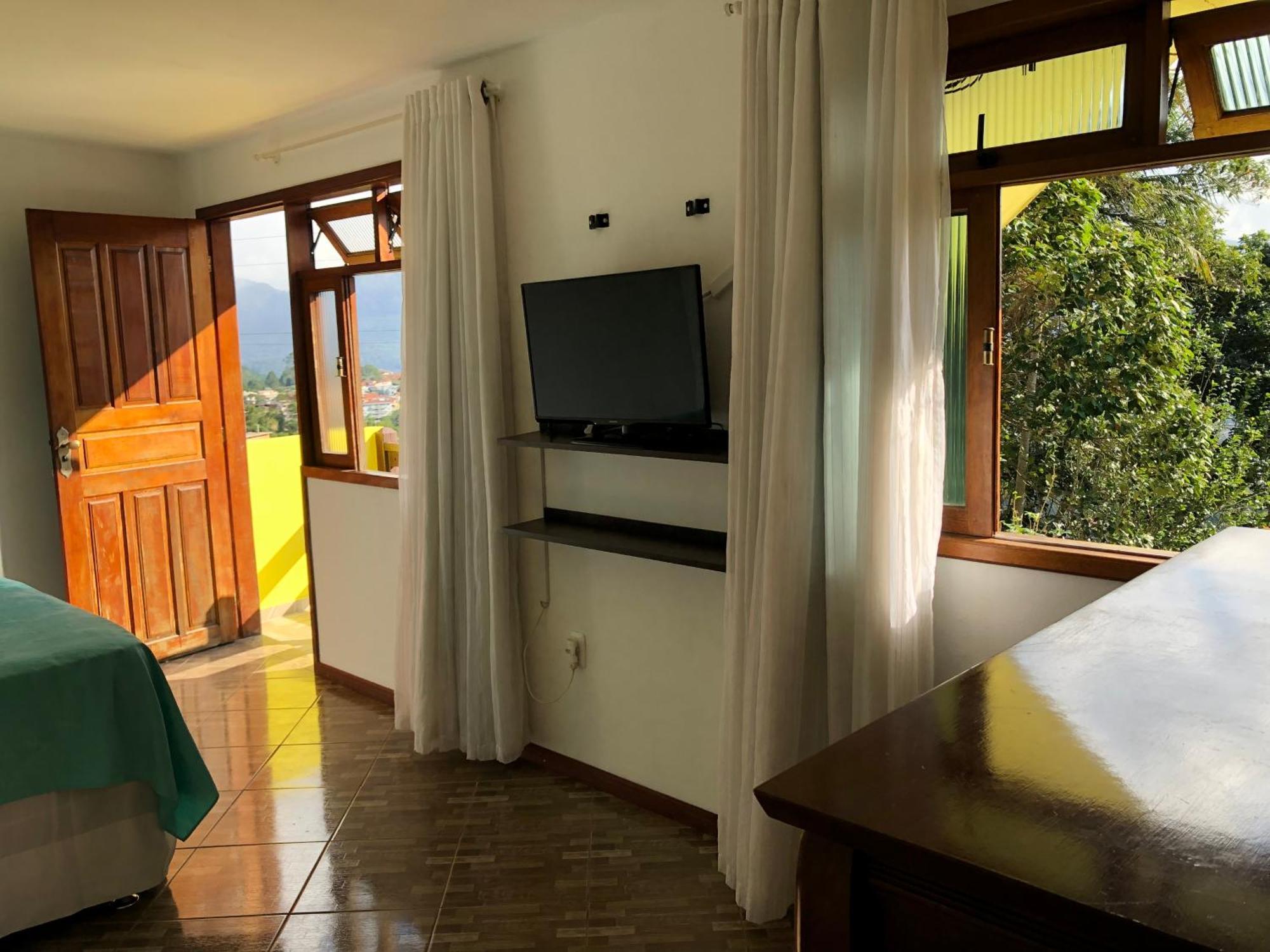 ノバ・フリブルゴ Casa Aconchegante Com Linda Vista A 5 Min Do Centroヴィラ エクステリア 写真