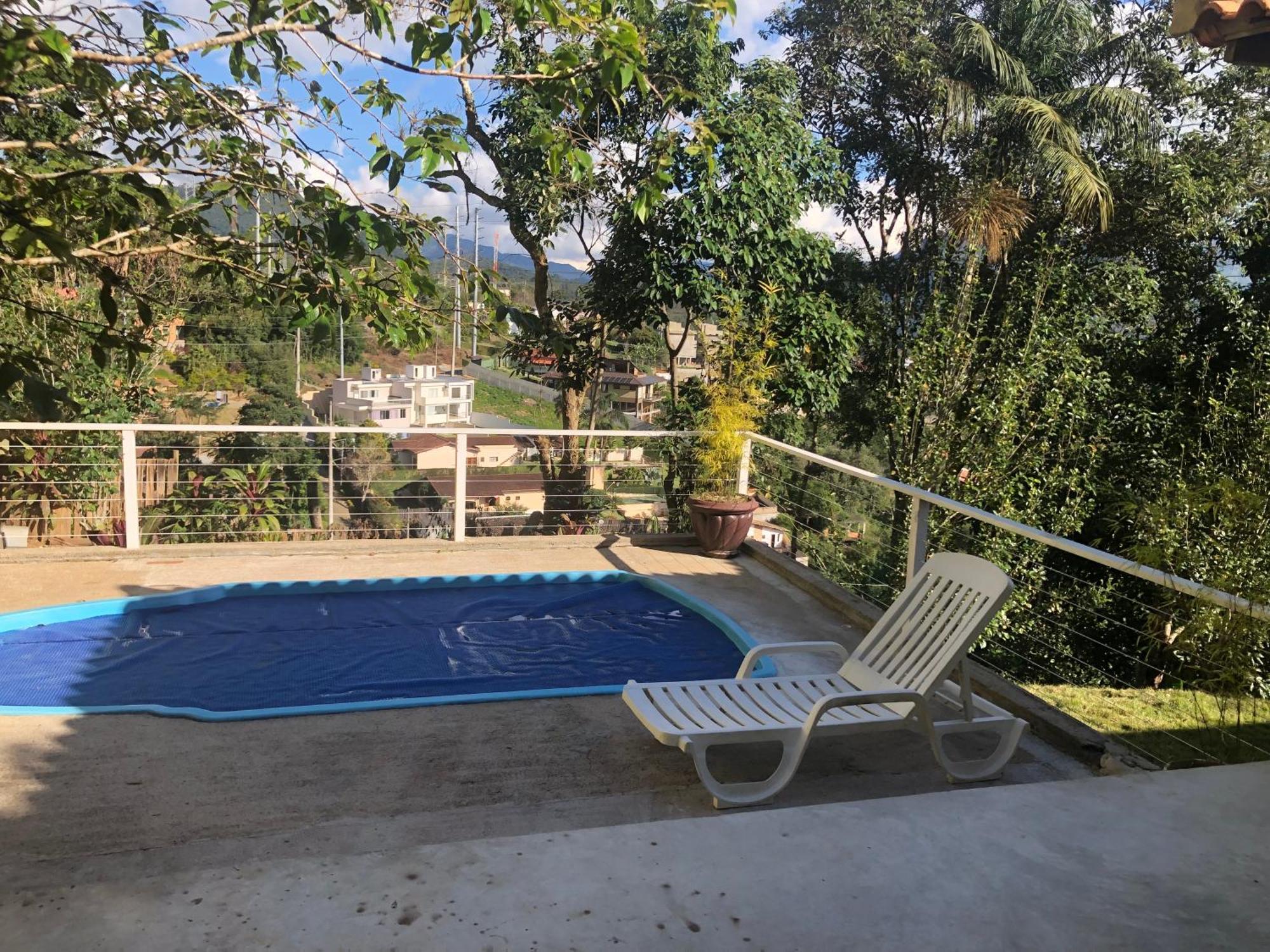 ノバ・フリブルゴ Casa Aconchegante Com Linda Vista A 5 Min Do Centroヴィラ エクステリア 写真